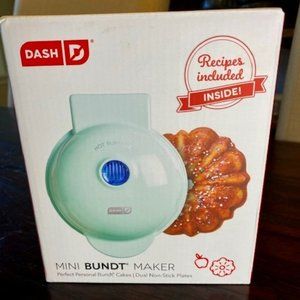 New Dash Mini Bundt Maker